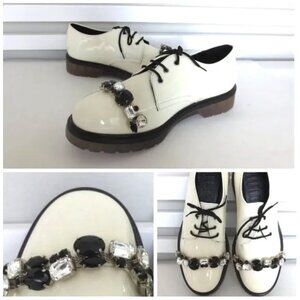 NEW NEVER EVER ITALY PATENT LEATHER JEWELED OXFORD SHOES